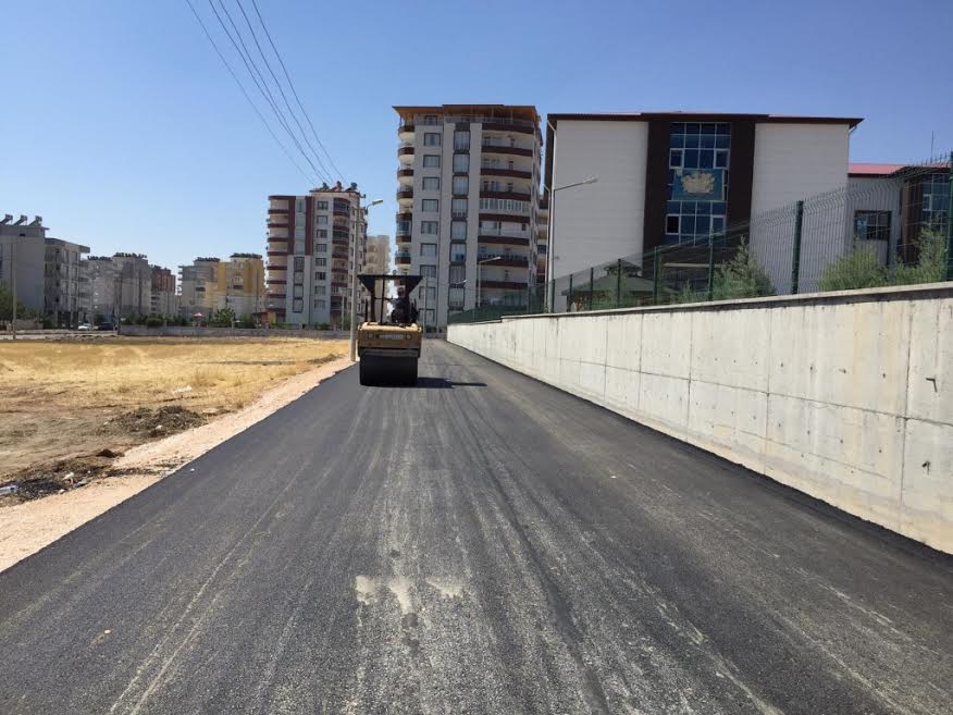 Yeni Mahallede Asfalt Çalışması