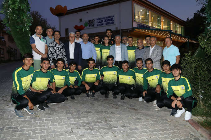 Başkan Güder, Battalgazi Belediye Spor Yönetimi İle Yemekte Buluştu