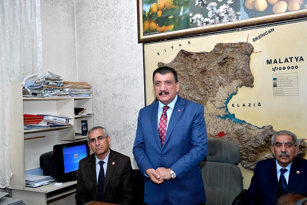 Başkan Gürkan, Türkiye Muhtarlar Derneği Malatya Şube Başkanlığı’nı ziyaret etti