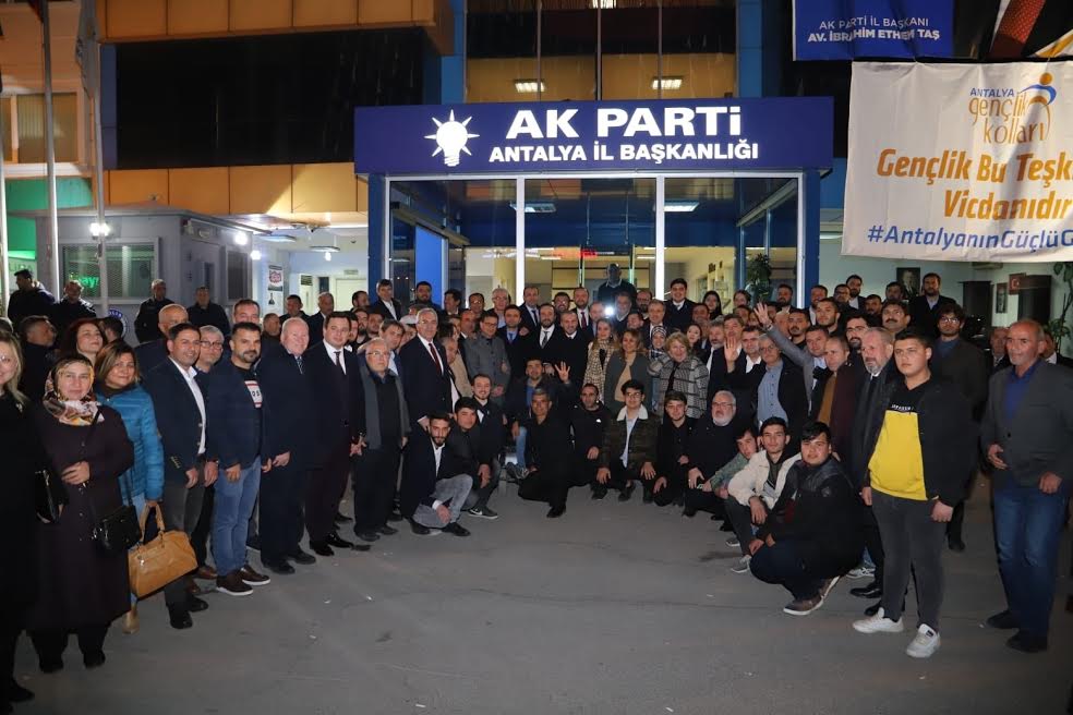 Milletvekili Ağar,Türkiye’nin dört bir yanında hız kesmeden teşkilat çalışmalarını sürdürüyor