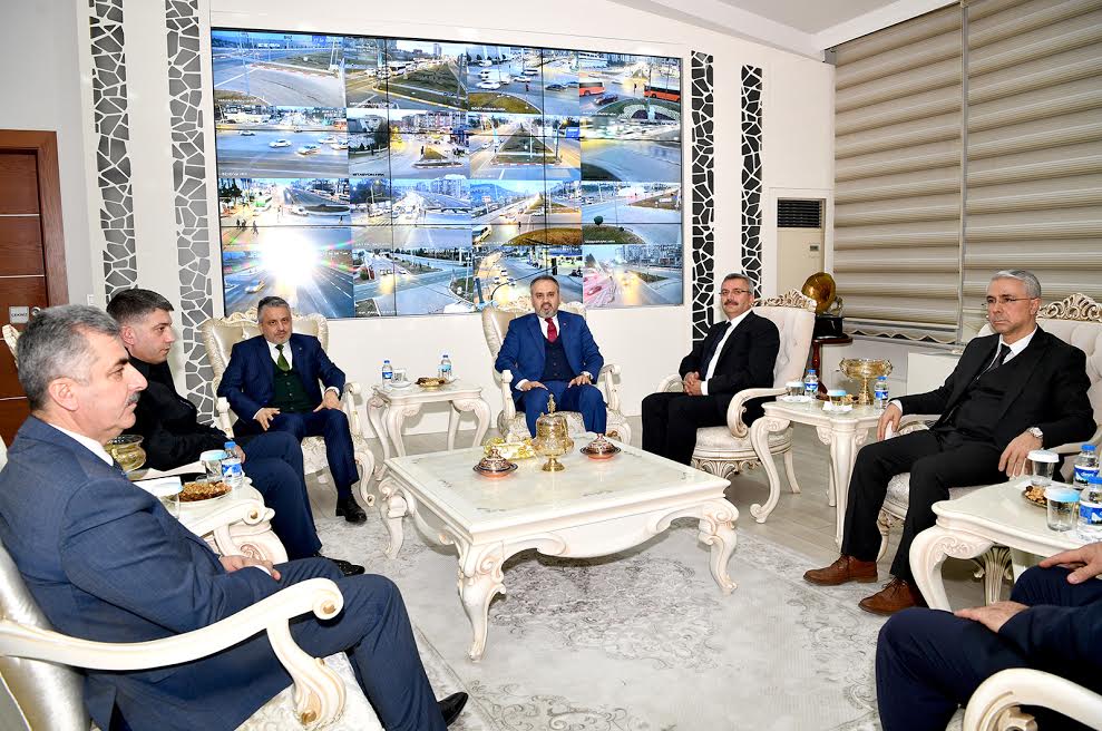 Türkiye belediyeler birliği yönetimi geçmiş olsun ziyaretinde bulundu