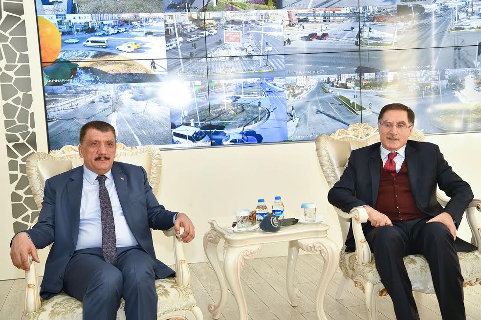 Kamu Başdenetçisi Malkoç’un Başkan Gürkan’ı ziyareti