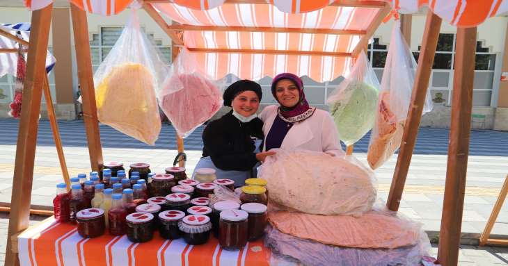 Battalgazi’nin Kalbi Kadın Kooperatifi Hanımeli Pazarı Yeniden Kapılarını Açtı