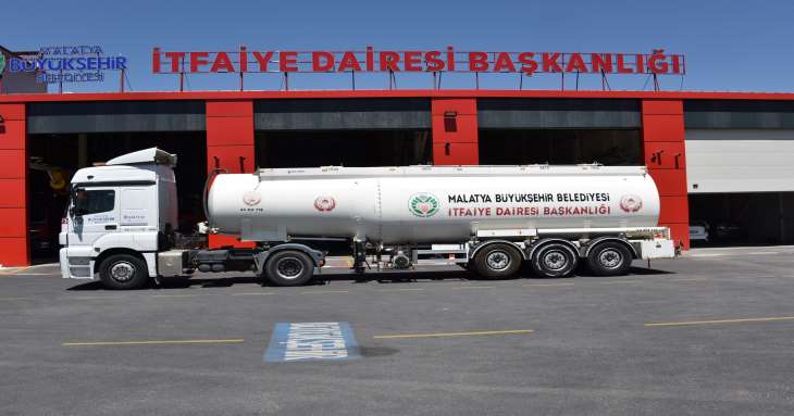 Büyükşehir Belediyesinden Afet Bölgelerine yardım