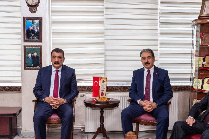 Başkan Gürkan ESOB Başkanı Keskin’i ziyaret etti