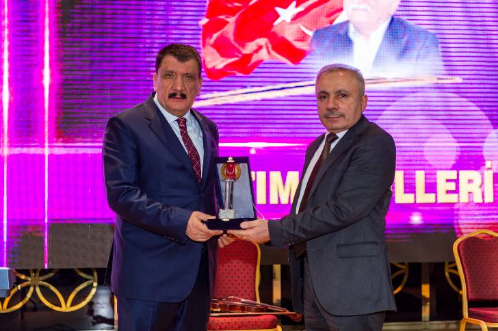 Başkan Gürkan 10 Ocak Çalışan Gazeteciler Günü Programına Katıldı