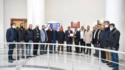 Şire Pazarı Esnaflarından Başkan Gürkan’a Teşekkür Ziyareti