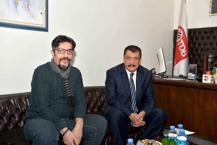 Büyükşehir Belediye Başkanı Selahattin Gürkan, Diş Hekimleri Odası Başkanı Murat Canberk’i ziyaret ederek istişarelerde bulundu.