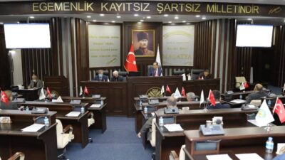 Malatya Büyükşehir Belediye Meclisinden Öğrencilere Büyük Jest
