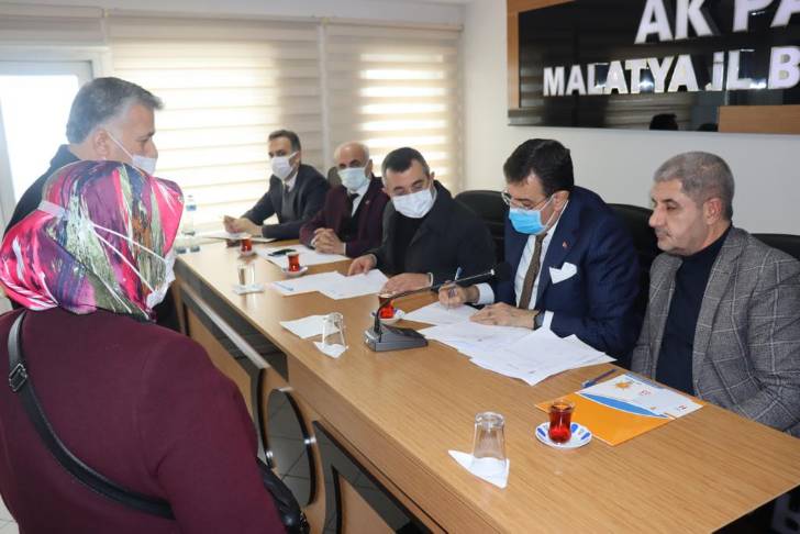 Tüfenkci, Halk Günü programında vatandaşlarını talepleri dinledi