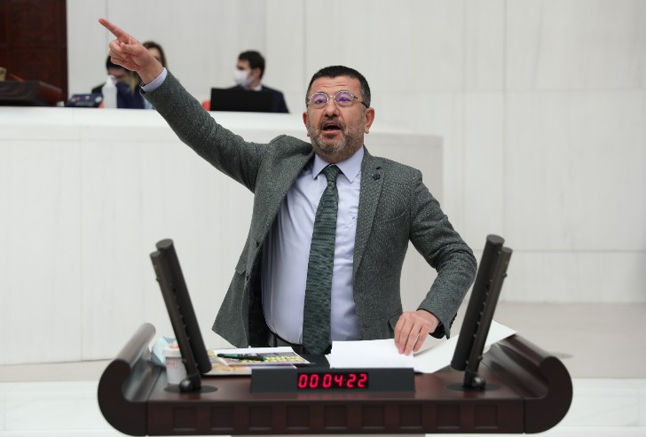 Malatya Milletvekili Veli Ağbaba ; 1 milyar liraya mal olacak dedikleri Adliyeye bin lira ayırmışlar