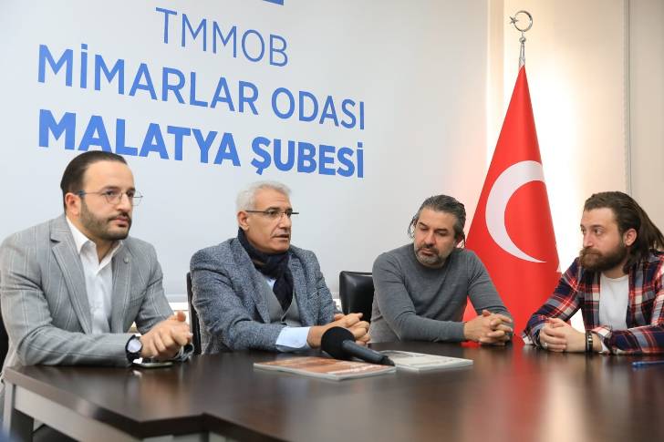 Battalgazi Belediye Başkanı Osman Güder, Cazibesi her geçen gün artan Battalgazimizi, kentin tüm dinamikleriyle birlikte geleceğe hazırlıyoruz dedi