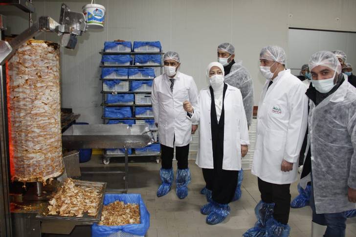 AK Partili Çalık, Malatya organize sanayi bölgelerindeki fabrikaları gezdi
