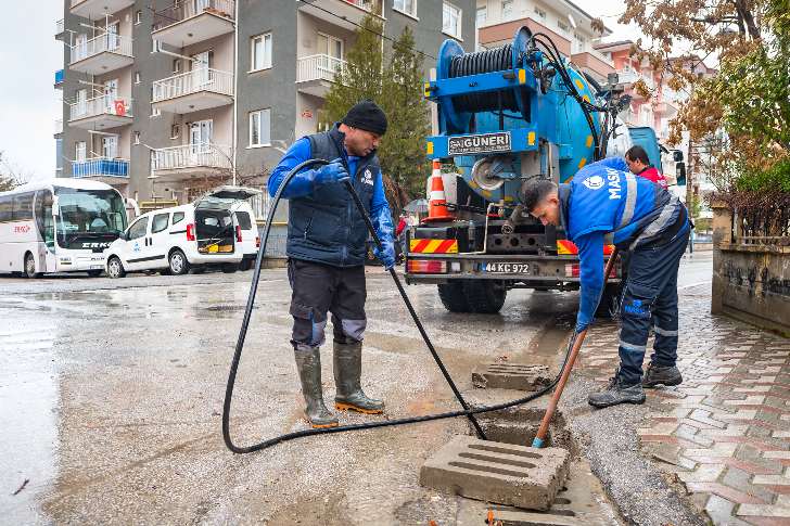 Su Baskınlarına ve Göllenmelere Maski Müdahale Etti