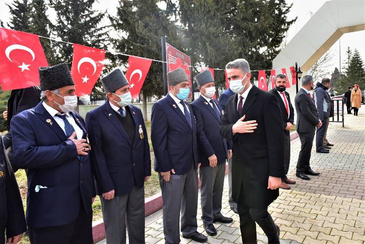 Malatya’da 18 Mart Şehitleri Anma Günü Dolayısıyla Şehitlikte Tören Düzenlendi