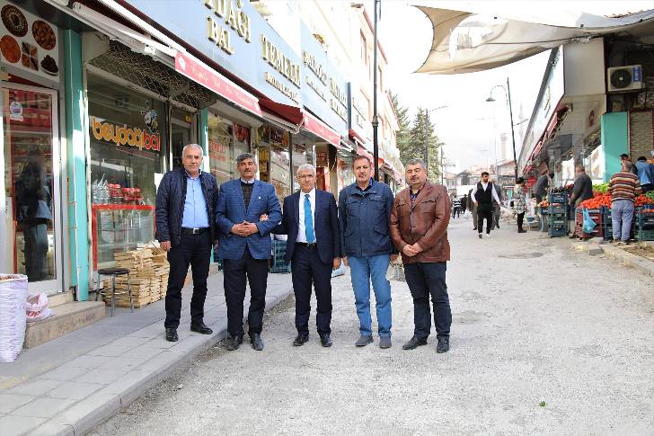 Battalgazi Belediye Başkanı Osman Güder, Prestij Sokak’taki çalışmaları yerinde inceledi