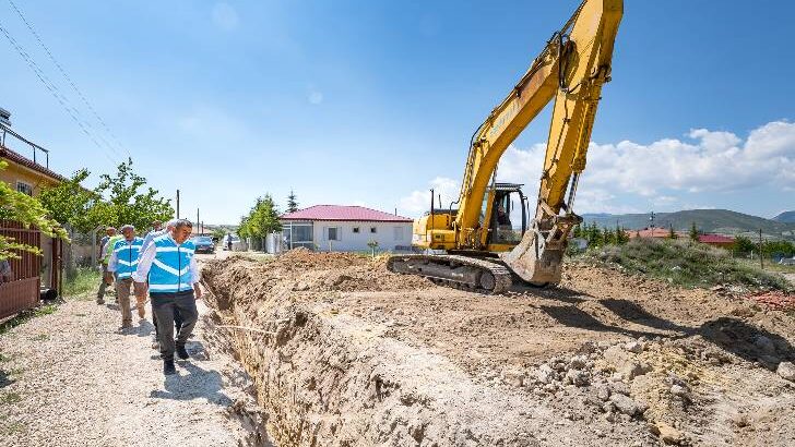 Akçadağ Kepez Mahallesinde kanalizasyon çalışması