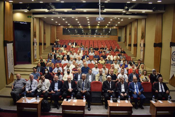 Kent Konseyinden Geleceğin Türkiye’sinde Sivil Toplum Kuruluşlarının Rolü ve Önemi konulu panel