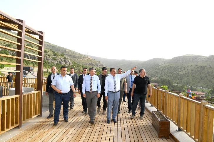 Başkan Gürkan Vali Şahin ile birlikte Beydağı Tabiat Parkında incelemelerde bulundu