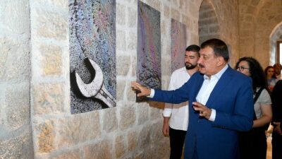 Gürkan: Sanayi malzemelerinin sanatsal çalışmalarla sanat eserine dönüşmüş