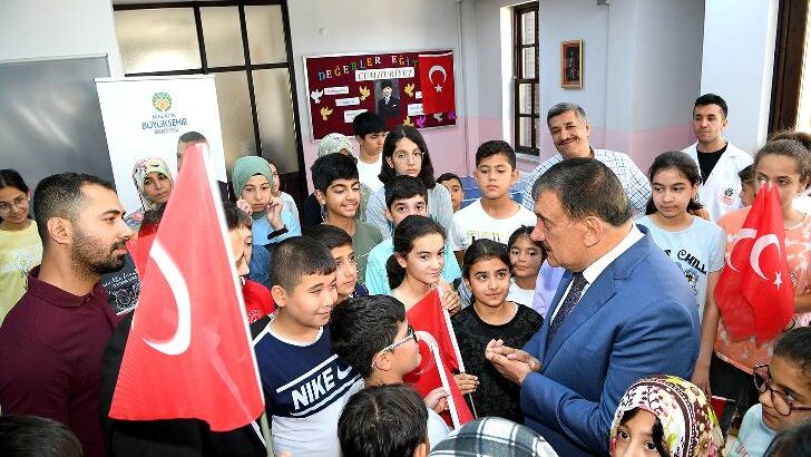 Başkan Gürkan Yaz Okullarını Ziyaret Etti