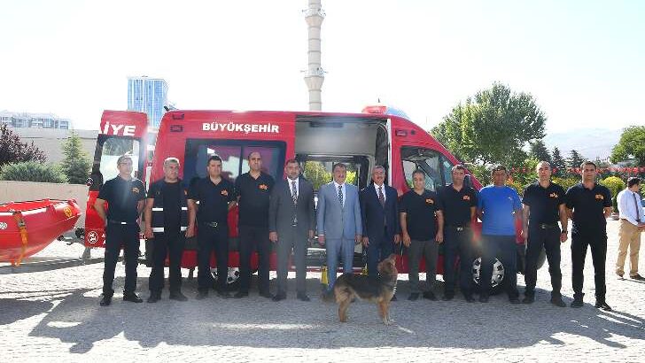 Büyükşehir Belediyesinden su altı arama kurtarma timine araç takviyesi