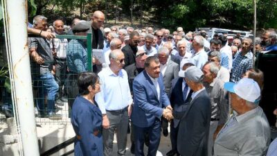 Malatya Büyükşehir Belediye Başkanı Selahattin Gürkan Hekimhan İlçesi İğdir Mahallesini ziyaret ederek vatandaşlarla bir araya geldi.