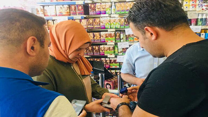 Esenlik Süper Market görevlisinden örnek davranış.