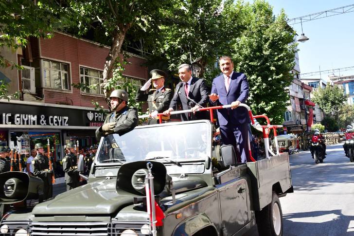 30 Ağustos Zafer Bayramı ve Türk Silahlı Kuvvetleri Günü 100’üncü Yıl Dönümü Coşkuyla Kutlandı