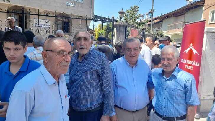 Faik Erdoğan Vakfı, Malatya’da 3 gün boyunca şehrin değişik bölgelerinde 5 bin kişilik aşura dağıtımı yapacak.