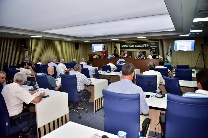 Battalgazi Belediyesi Meclisi, olağan Eylül ayı toplantısının birinci birleşimi tamamlandı.