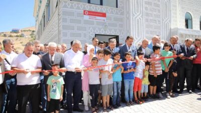 Battalgazi Belediye Başkanı Osman Güder’in girişimleriyle inşa edilen Yıldıztepe Hidayet Kızılkaya caminin açılışı yapıldı.