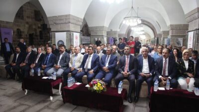 Malatya’da 2022 yılı Ahilik Haftası kutlama töreni Esikmalatya’da tarihi Silahtar Mustafa Paşa Kervansarayı’nda gerçekleştirildi.