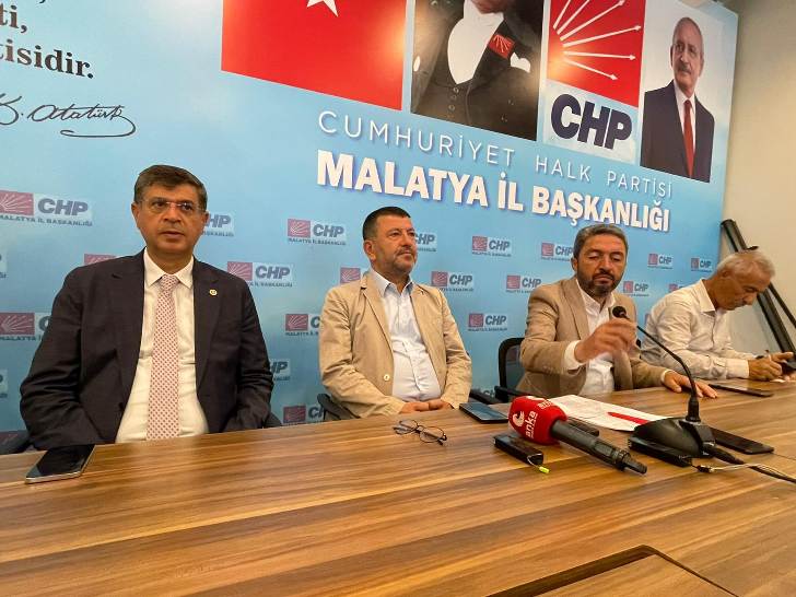 CHP Genel Başkan Yardımcısı Veli Ağbaba, Gri pasaport skandalı şu an adeta bir yargı skandalına da dönüşmüş görünüyor