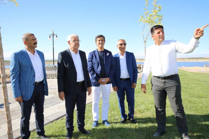 MHP İlçe Başkanı İlhan, Battalgazi’nin çehresinin Başkan Güder’in hayata geçirdiği projelerle değiştiğine dikkat çekti.