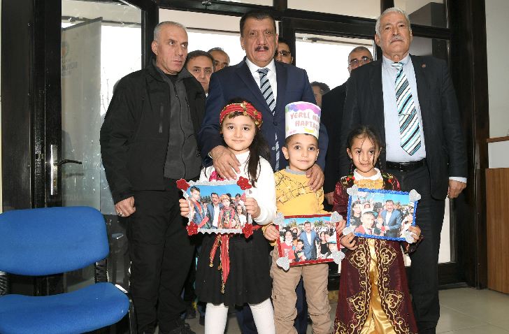 Başkan Gürkan, Melekbaba Semt Konağı’nda Yerli Malı Haftası programına katıldı