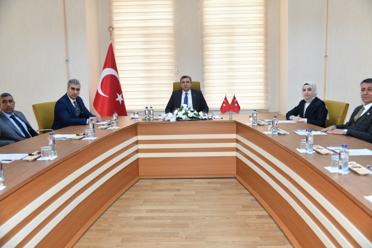 Yazıhan İlçesi Tarıma Dayalı İhtisas (BESİ) Organize Sanayi Bölgesi Müteşebbis Heyet Toplantısı Düzenlendi.