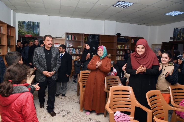 Başkan Gürkan, Taştepe ve Şehit Fevzi Mahallesi Yardımlaşma Derneği’ni (TAŞEMDER) ziyaret etti