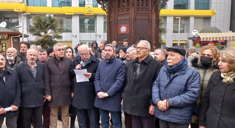 Malatya’da Emekli ve memurlara verilen yüzde 30 zam protesto edildi
