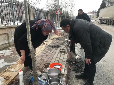 CHP’li Ağbaba: “Ağır hasar raporu verilen binaların az hasarlıya çevrildiği iddiaları var”