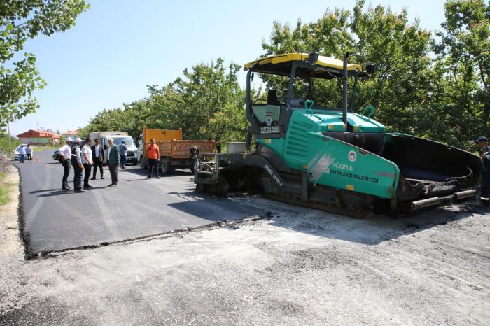 Başkan Güder: “İlçe Genelinde Asfalt Serimlerini Bu Yıl Bitirmeyi Hedefliyoruz”