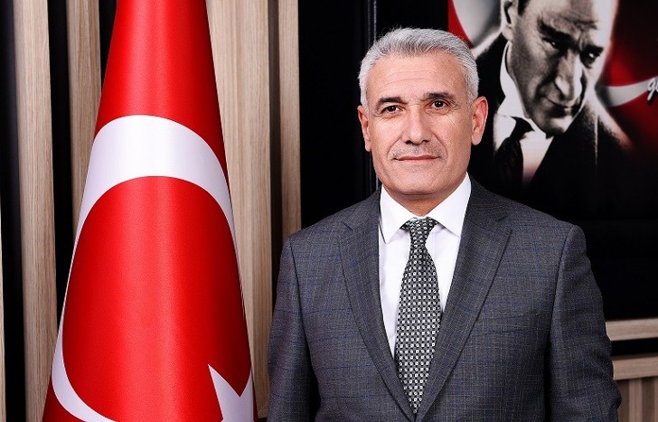Battalgazi Belediye Başkanı Osman Güder, 15 Temmuz Demokrasi ve Milli Birlik Günü nedeniyle bir mesaj yayımladı