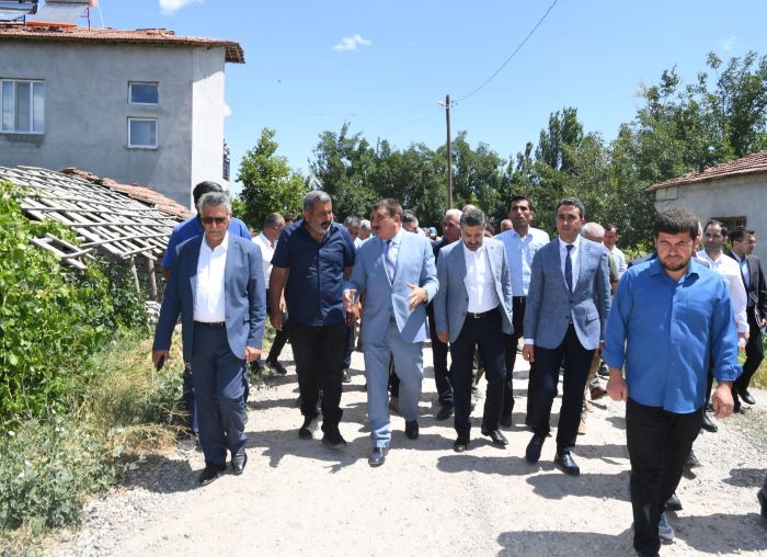 Başkan Gürkan Yazıhan Bahçelievler Mahallesi’ndeki Çalışmaları inceledi