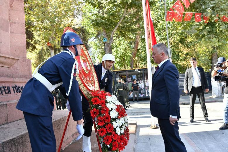 30 Ağustos Zafer Bayramı ve Türk Silahlı Kuvvetleri Günü 101’inci Yıl Dönümü Coşkuyla Kutlandı