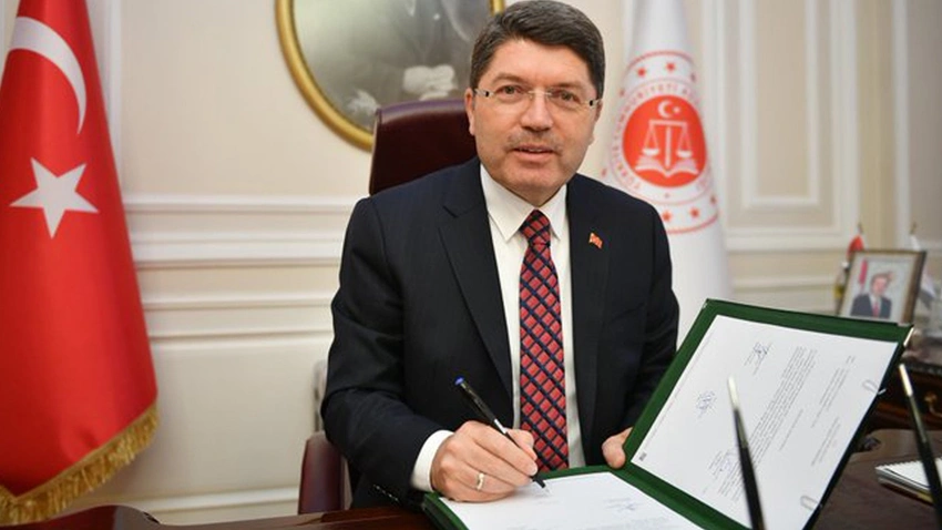 Adalet Bakanı Yılmaz Tunç, 2023-2024 Avukatlık Asgari Ücreti Tarifesi’ni onayladı.