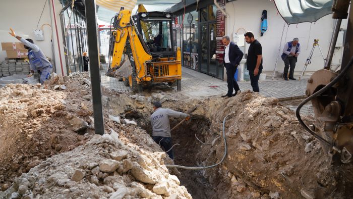 Balıkesir Çarşısının Altyapı Sorunu Çözülüyor