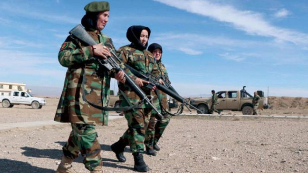 Afgan kadın özel savaşçılar… ABD’nin ihaneti: Aldılar, eğittiler ve…