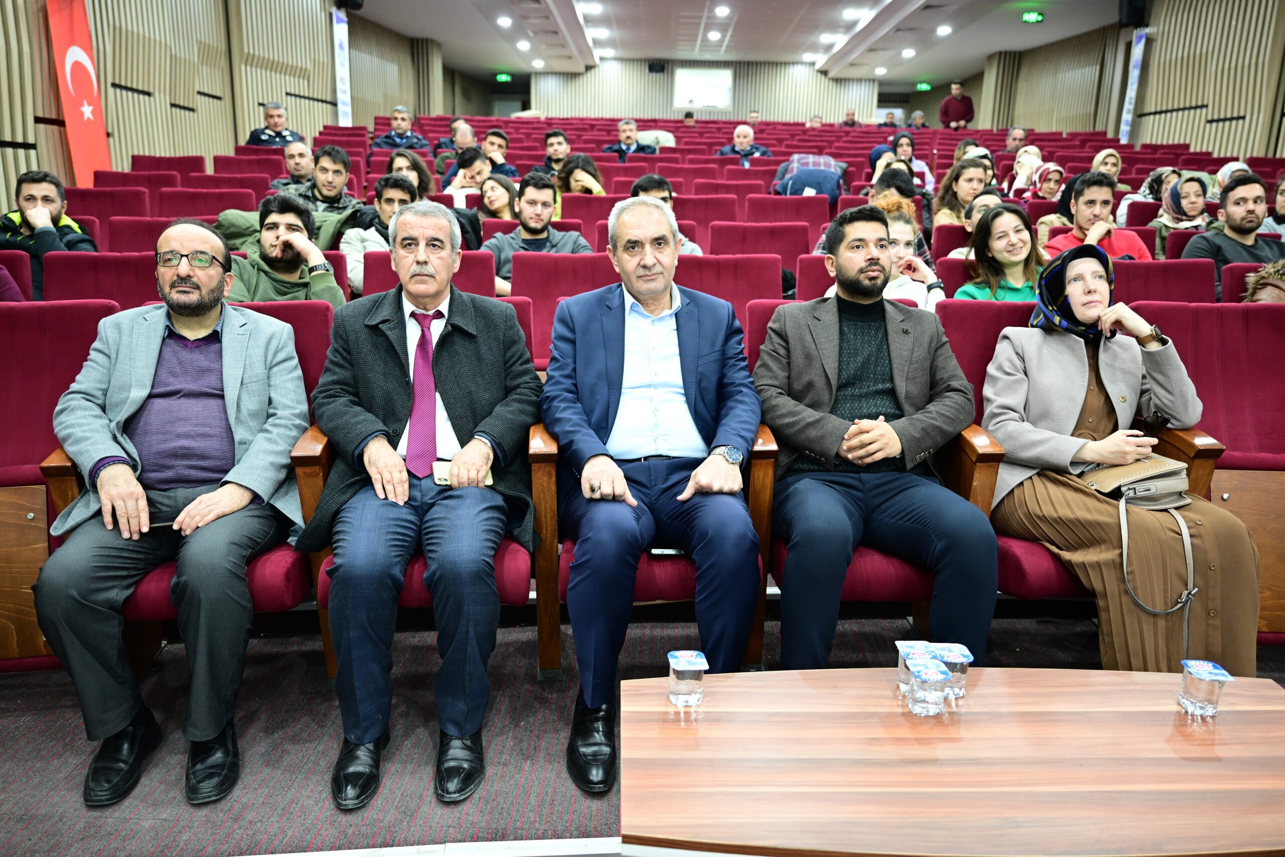 Battalgazi Belediyesi ve İlçe Sağlık Müdürlüğü Personellerine Sigaranın Zararları Anlatıldı