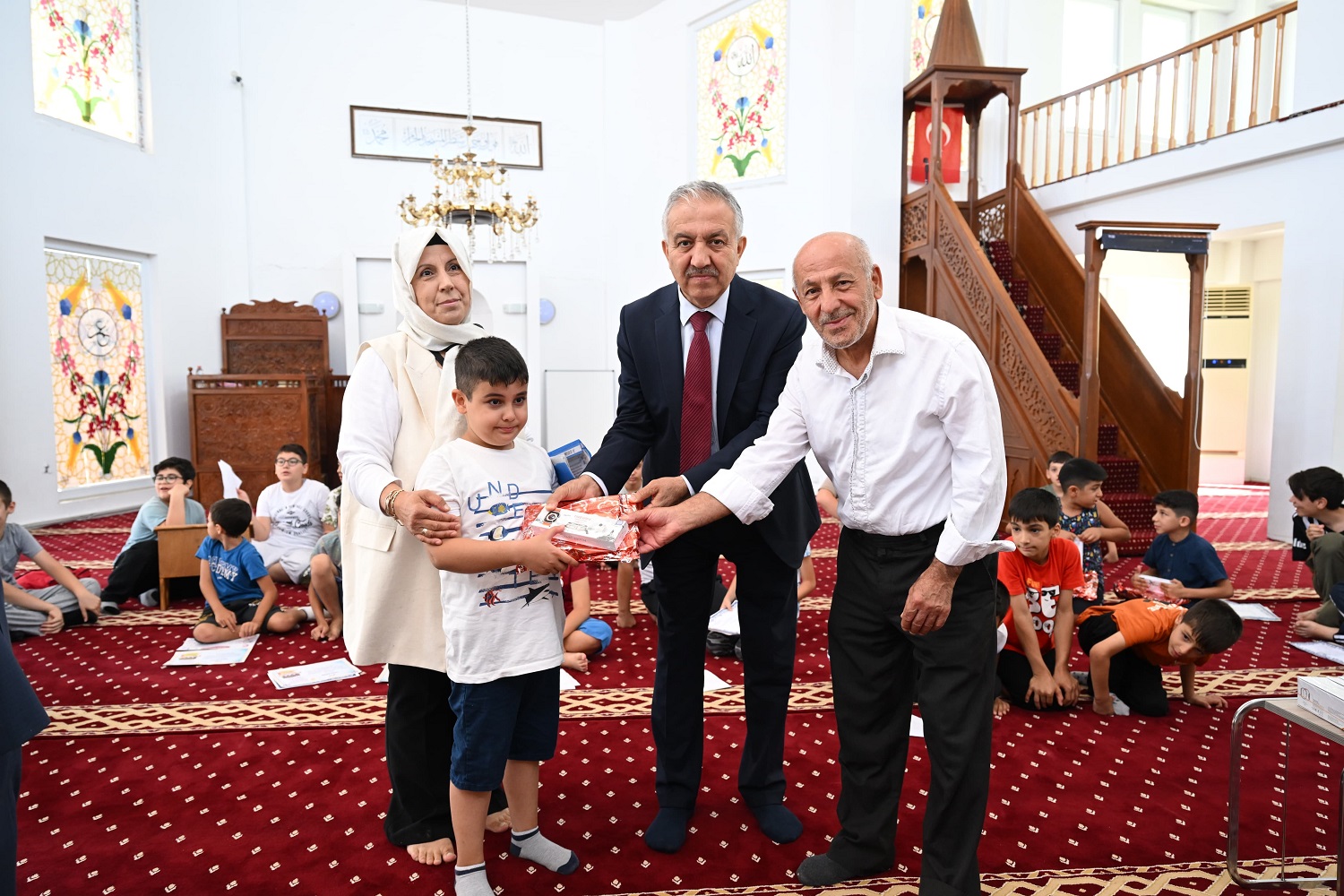 “Kur’an’ın Mesajını En İyi Şekilde Öğrenerek Onu Yaşamamız Gerekiyor”   