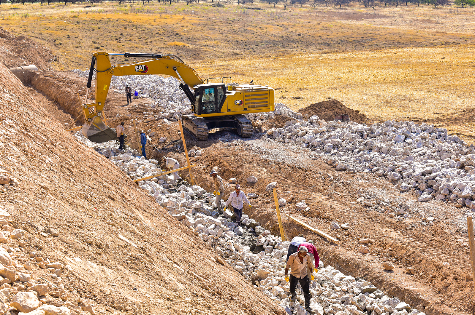 Kuzey Kuşak Yolunda 2 bin 600 metre İstinat Duvarı Yapılıyor